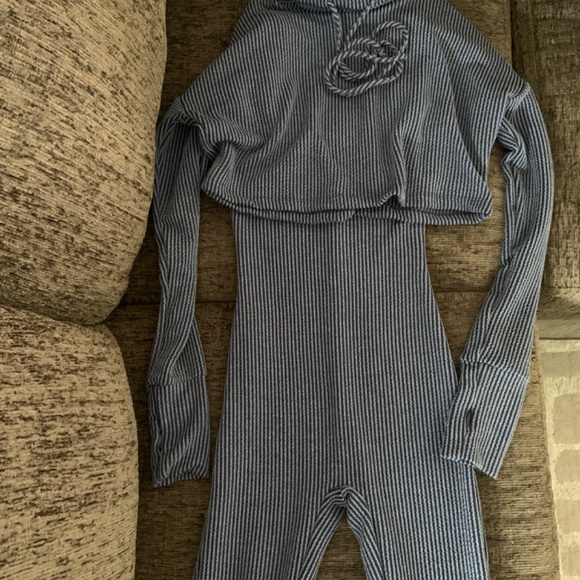 Thinking it over 2 piece jumpsuit set navy - Picture 2 of 2